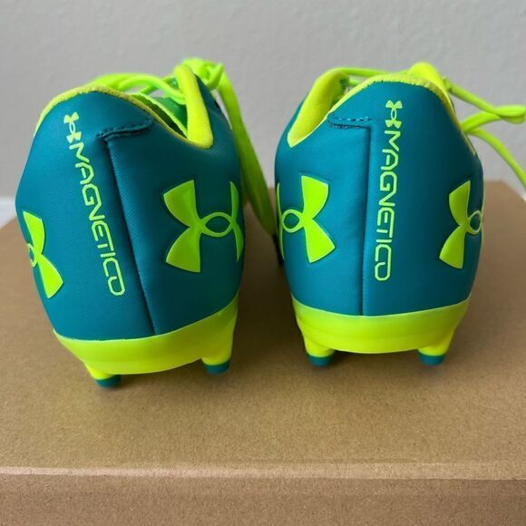 Under Armour Magnetico 2.0 FG Leather Soccer Cleats main image 9